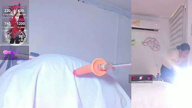 Snapshot of Bella_Donne_ chatting on 04/03/26, 05:11 Bella Donne online show from 04/03/26, 05:11