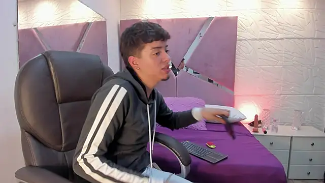 Noah DeLuca  online show from 03/17/26, 07:50