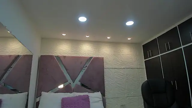 Noah DeLuca  online show from 03/18/26, 06:55