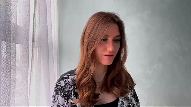 Snapshot of Moonstarisrares chatting on 03/28/26, 08:14 Moonstarisrares online show from 03/28/26, 08:14