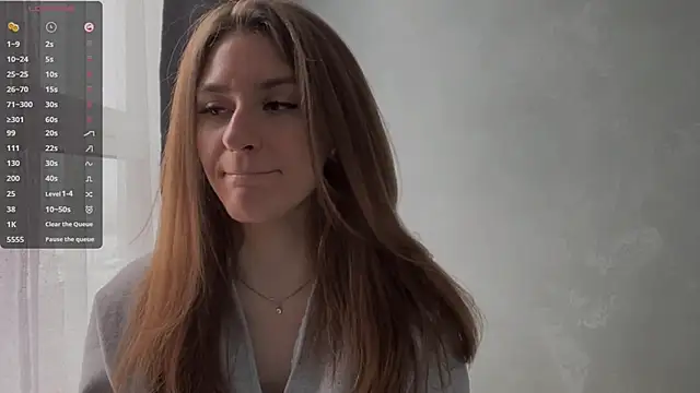 Snapshot of Moonstarisrares chatting on 04/05/26, 08:22 Moonstarisrares online show from 04/05/26, 08:22