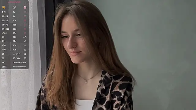 Snapshot of Moonstarisrares chatting on 04/09/26, 08:20 Moonstarisrares online show from 04/09/26, 08:20