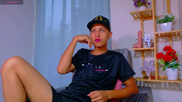 Noirvynn online show from 04/13/26, 10:59