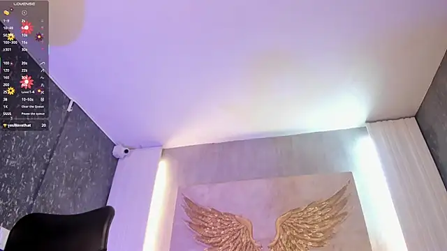 Snapshot of Emily-brown_ chatting on 03/24/26, 11:37 Emily-brown online show from 03/24/26, 11:37