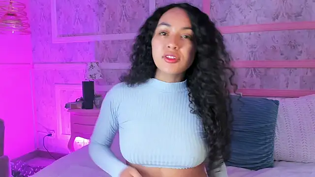 Snapshot of Arhii_khay chatting on 04/10/26, 11:37 Arhii khay online show from 04/10/26, 11:37