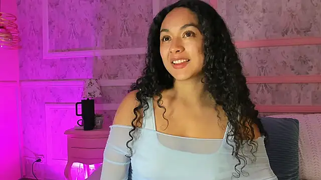 Snapshot of Arhii_khay chatting on 04/15/26, 11:39 Arhii khay online show from 04/15/26, 11:39