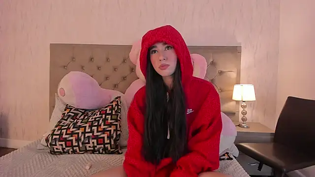 Lila clark online show from 03/31/26, 09:26