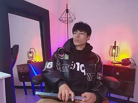 Andreew Style online show from 03/23/26, 07:07