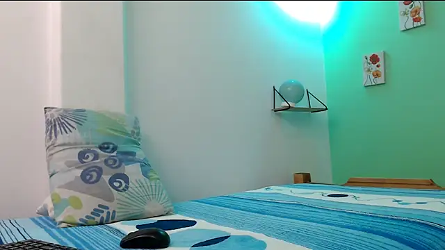 katywild20 online show from 03/18/26, 01:47