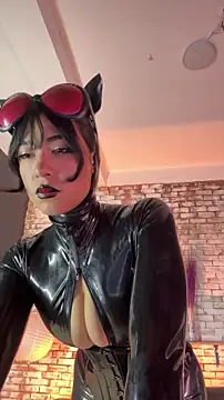 Snapshot of Liana_Fem_ chatting on 04/05/26, 03:20 Liana Fem online show from 04/05/26, 03:20