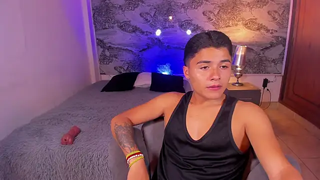 Snapshot of Liam_Dustin chatting on 04/10/26, 03:56 Liam Dustin online show from 04/10/26, 03:56