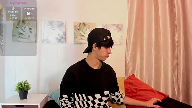 Snapshot of Ethan_qop chatting on 03/20/26, 11:26 Ethan qop online show from 03/20/26, 11:26