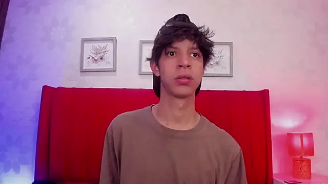 Snapshot of Ethan_qop chatting on 03/25/26, 07:09 Ethan qop online show from 03/25/26, 07:09