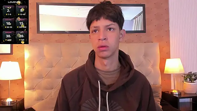 Snapshot of Ethan_qop chatting on 04/04/26, 11:40 Ethan qop online show from 04/04/26, 11:40