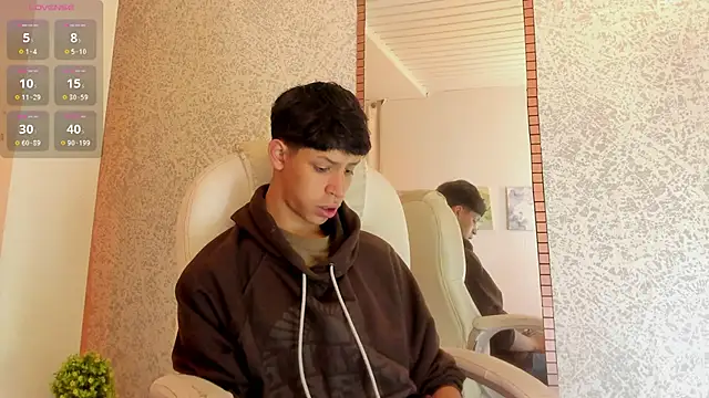 Snapshot of Ethan_qop chatting on 04/06/26, 11:22 Ethan qop online show from 04/06/26, 11:22