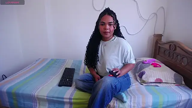 Tiffany Brewer online show from 03/17/26, 02:20