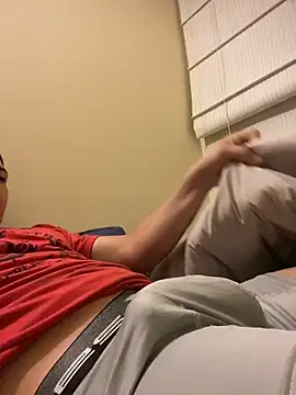 Snapshot of tony_pinkcock chatting on 04/04/26, 10:35 tony pinkcock online show from 04/04/26, 10:35