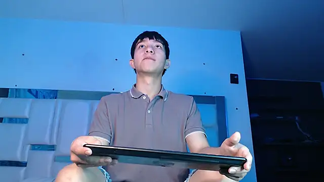 Snapshot of Sam__kat chatting on 03/28/26, 11:37 Sam kat online show from 03/28/26, 11:37