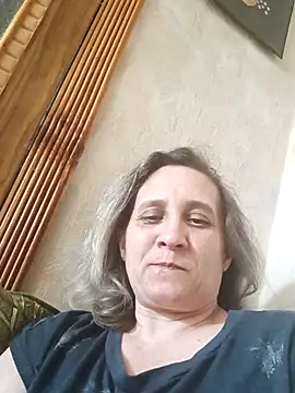 KatieLove133 online show from 05/17/26, 12:23