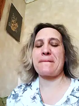 KatieLove133 online show from 05/23/26, 10:41