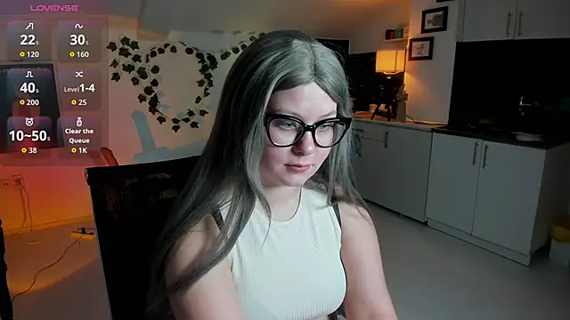 VexaVeylish online show from 03/24/26, 05:51