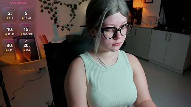 VexaVeylish online show from 03/30/26, 05:14