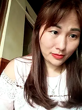 Lucxy-ki6 online show from 04/13/26, 02:17