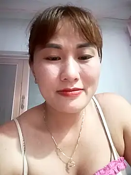 Lucxy-ki6 online show from 05/15/26, 01:18