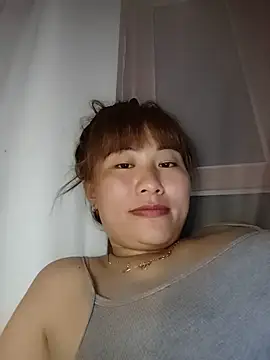 Lucxy-ki6 online show from 05/18/26, 04:13