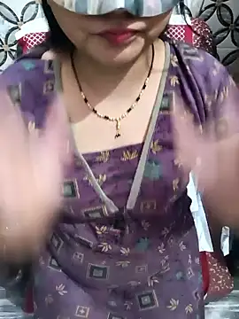 Snapshot of Gujju_bhabhi69 chatting on 04/13/26, 09:42 Gujju bhabhi69 online show from 04/13/26, 09:42