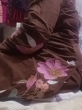 Gujju bhabhi69 online show from 05/20/26, 05:19