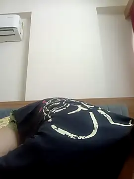 Hottymahi7 online show from 04/01/26, 06:03