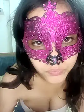 Hottymahi7 online show from 04/13/26, 11:21