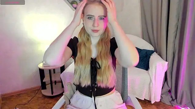 Shiny Liss online show from 03/21/26, 01:32