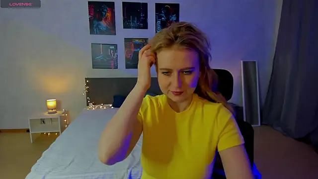 Shiny Liss online show from 04/17/26, 01:52