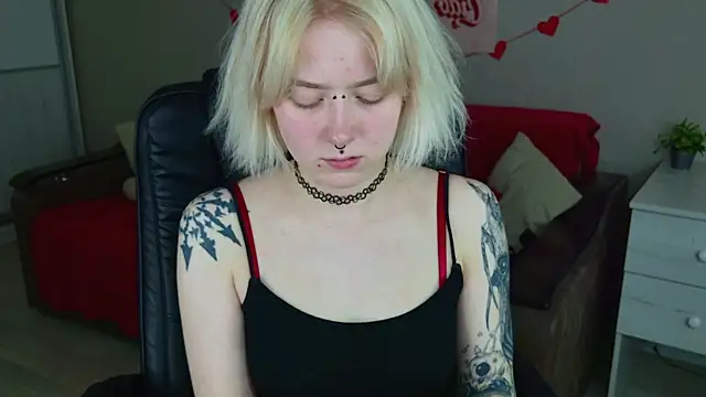 Snapshot of IRIS_wibes chatting on 04/16/26, 05:19 IRIS wibes online show from 04/16/26, 05:19