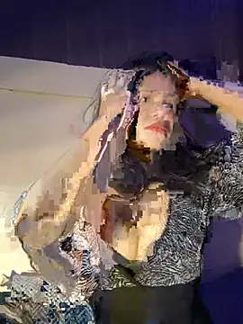 Kiee 19 online show from 04/06/26, 03:48