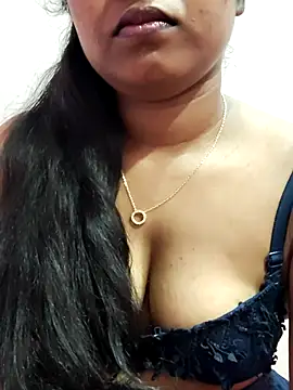 hotmiki online show from 04/12/26, 04:01