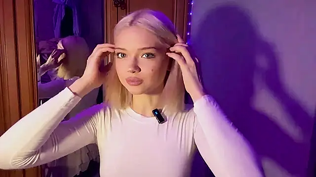 StacyChocopay online show from 04/01/26, 10:18