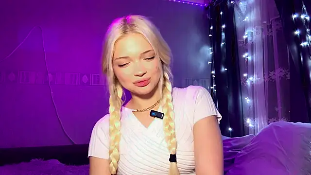 StacyChocopay online show from 04/13/26, 12:05