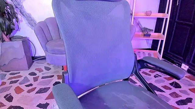 AlaskaFlowerss1  online show from 03/21/26, 08:30