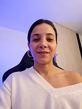 Snapshot of miaeyex chatting on 04/15/26, 11:50 miaeyex online show from 04/15/26, 11:50