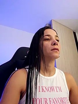 Snapshot of miaeyex chatting on 04/16/26, 11:55 miaeyex online show from 04/16/26, 11:55