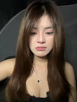 Snapshot of Sweet20-20 chatting on 03/23/26, 03:27 Sweet20-20 online show from 03/23/26, 03:27