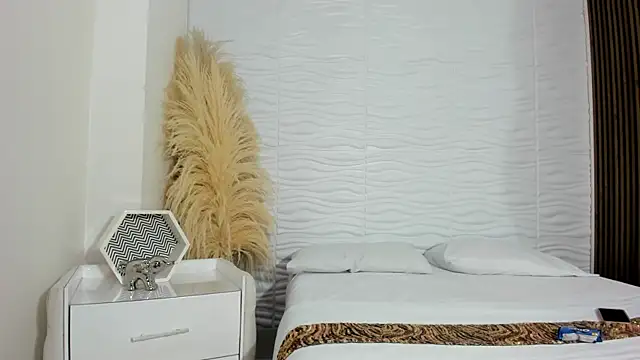 AlondraSoomer online show from 04/16/26, 04:13