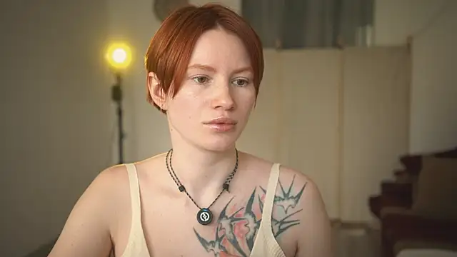 Snapshot of valeriaraw chatting on 04/13/26, 12:43 valeriaraw online show from 04/13/26, 12:43