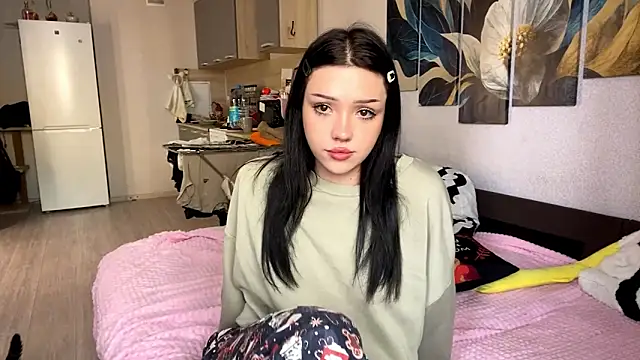 BeckyAurielle online show from 03/19/26, 12:20