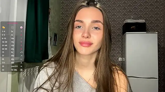 Snapshot of Veluxe chatting on 04/15/26, 05:09 Veluxe online show from 04/15/26, 05:09