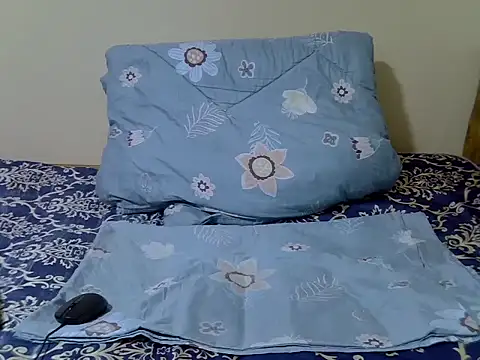 Darkchocolatequeen online show from 07/08/26, 11:04