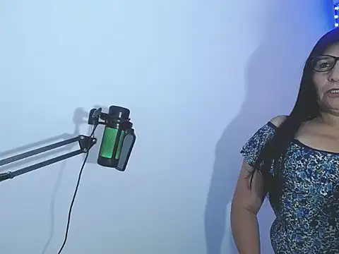 Snapshot of Ladygreeneyes chatting on 04/11/26, 08:24 Ladygreeneyes online show from 04/11/26, 08:24